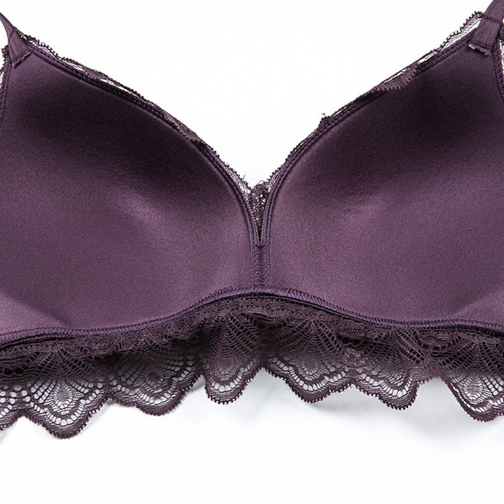Deep-V Wire free Bra With Seamless Lace Translucent Panties