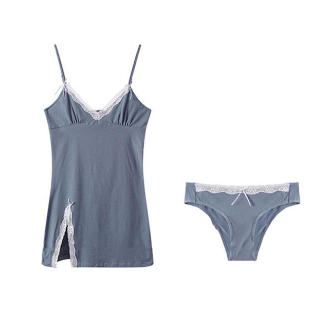 Sleeveless Lacy V-neck Nightgown With High Slit